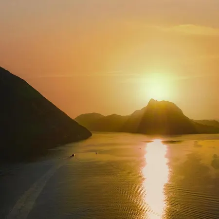 Violet 5 For 3 Guest -by Easylife Swiss * Лугано