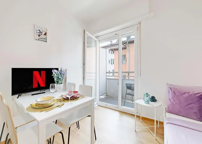 Violet 5 For 3 Guest -by Easylife Swiss Apartamento *