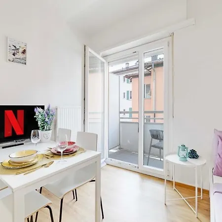 Violet 5 For 3 Guest -by Easylife Swiss *