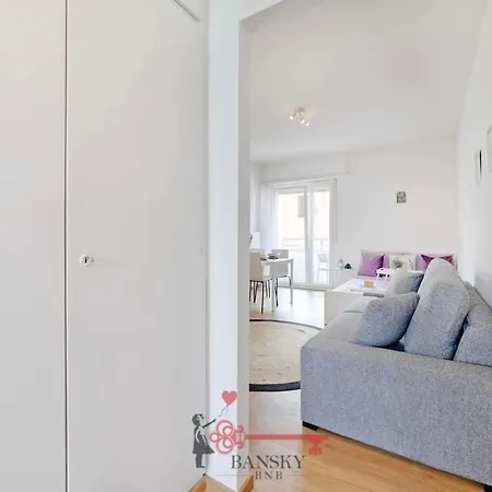 Violet 5 For 3 Guest -by Easylife Swiss Apartmán *